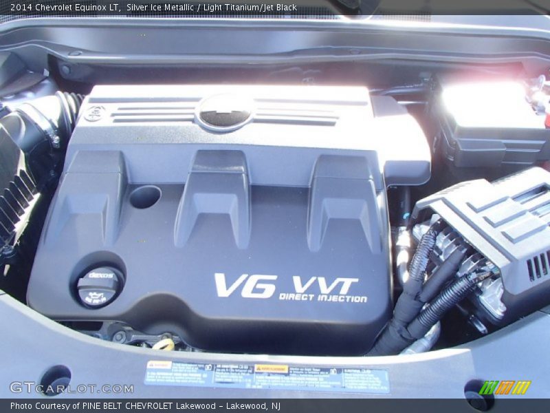 Silver Ice Metallic / Light Titanium/Jet Black 2014 Chevrolet Equinox LT