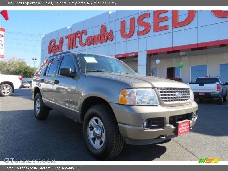 Mineral Grey Metallic / Midnight Grey 2005 Ford Explorer XLT 4x4