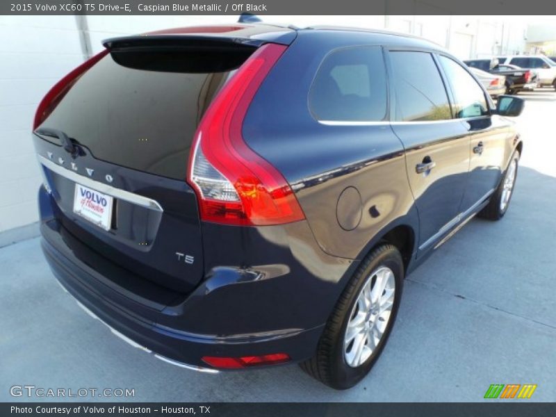 Caspian Blue Metallic / Off Black 2015 Volvo XC60 T5 Drive-E