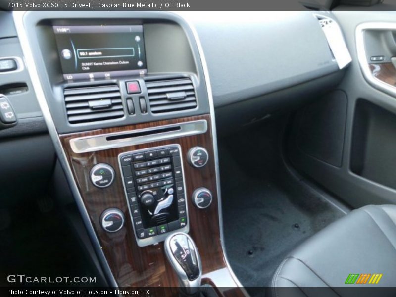 Caspian Blue Metallic / Off Black 2015 Volvo XC60 T5 Drive-E