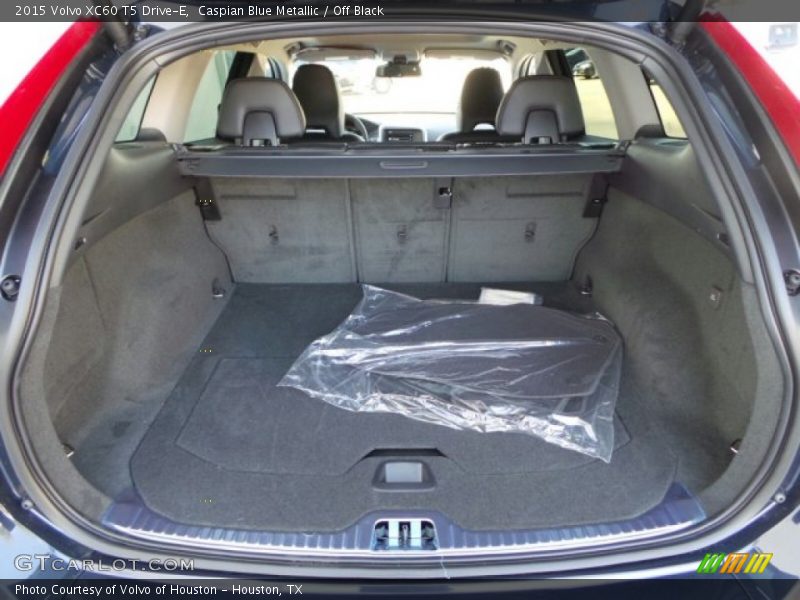 Caspian Blue Metallic / Off Black 2015 Volvo XC60 T5 Drive-E