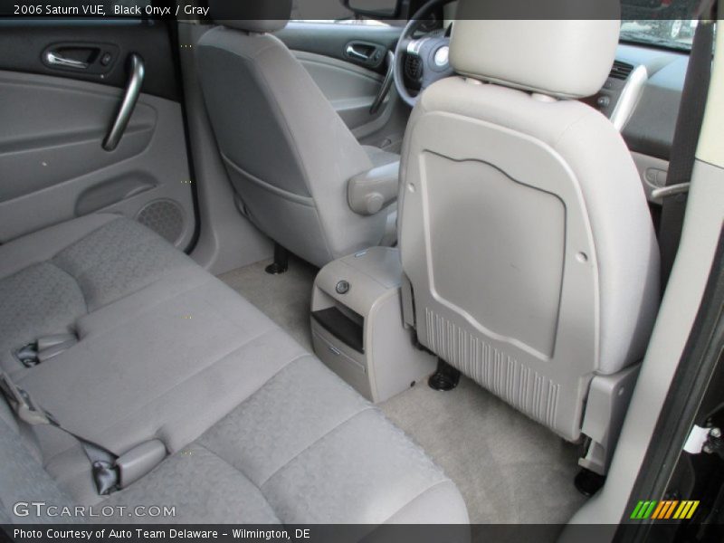 Black Onyx / Gray 2006 Saturn VUE