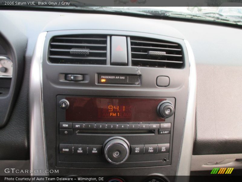 Black Onyx / Gray 2006 Saturn VUE