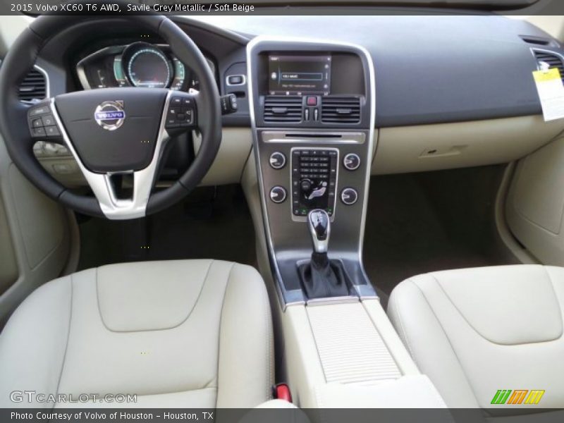 Dashboard of 2015 XC60 T6 AWD