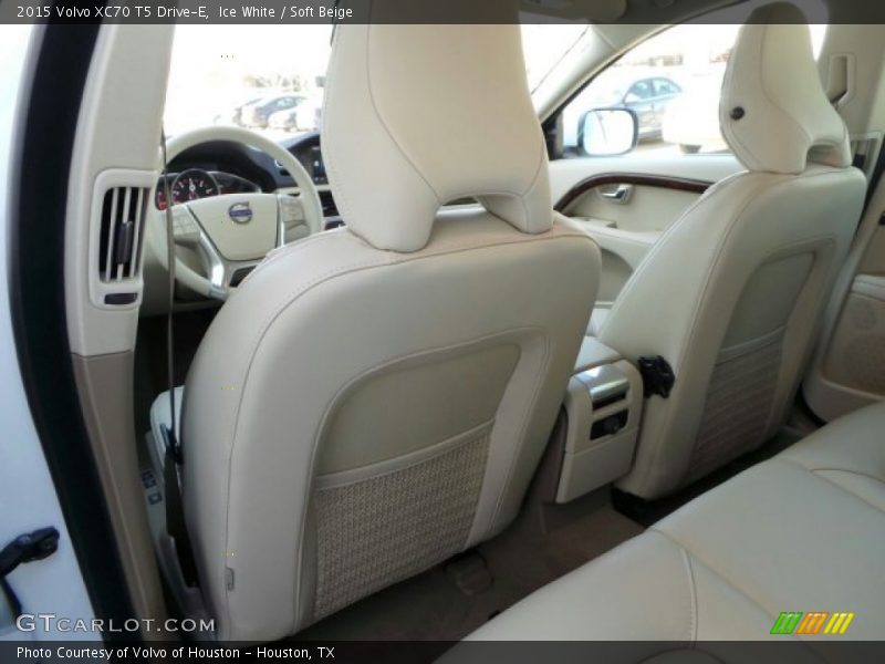 Rear Seat of 2015 XC70 T5 Drive-E