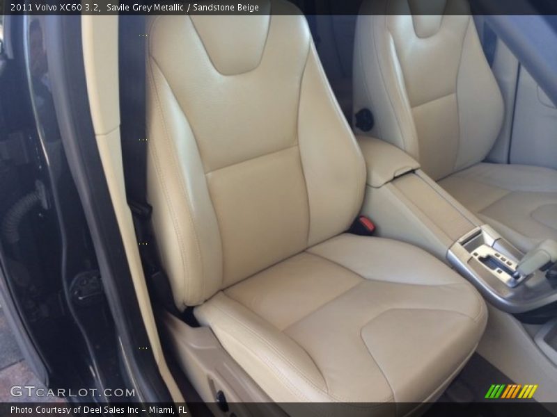 Savile Grey Metallic / Sandstone Beige 2011 Volvo XC60 3.2
