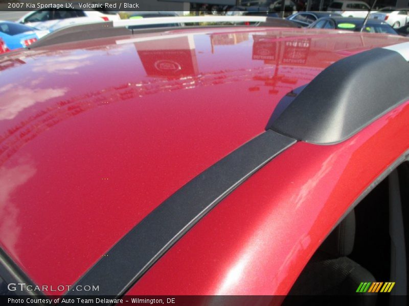 Volcanic Red / Black 2007 Kia Sportage LX