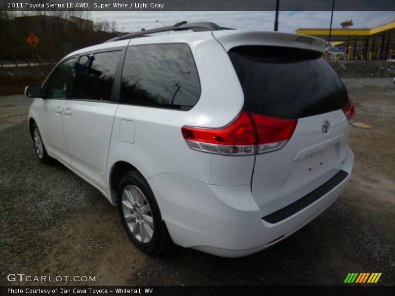 Super White / Light Gray 2011 Toyota Sienna LE AWD