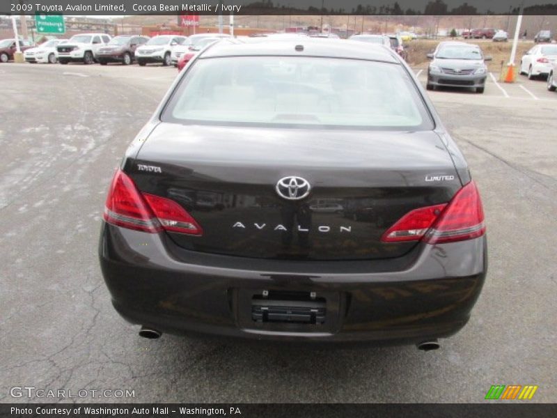 Cocoa Bean Metallic / Ivory 2009 Toyota Avalon Limited