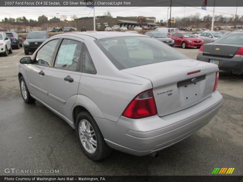 CD Silver Metallic / Charcoal/Light Flint 2007 Ford Focus ZX4 SE Sedan