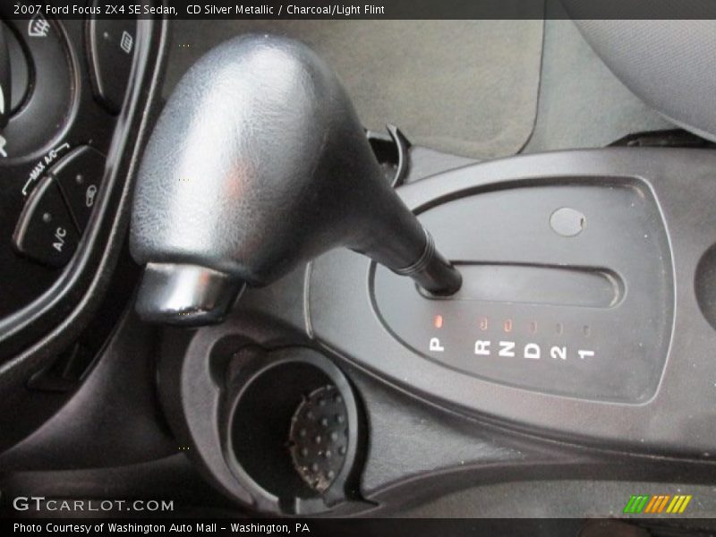 CD Silver Metallic / Charcoal/Light Flint 2007 Ford Focus ZX4 SE Sedan