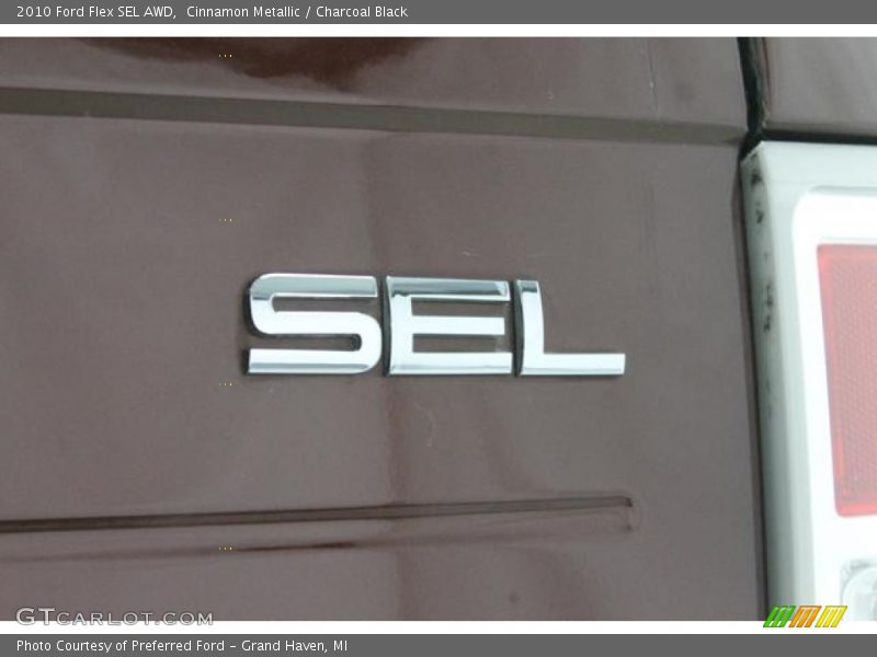 Cinnamon Metallic / Charcoal Black 2010 Ford Flex SEL AWD