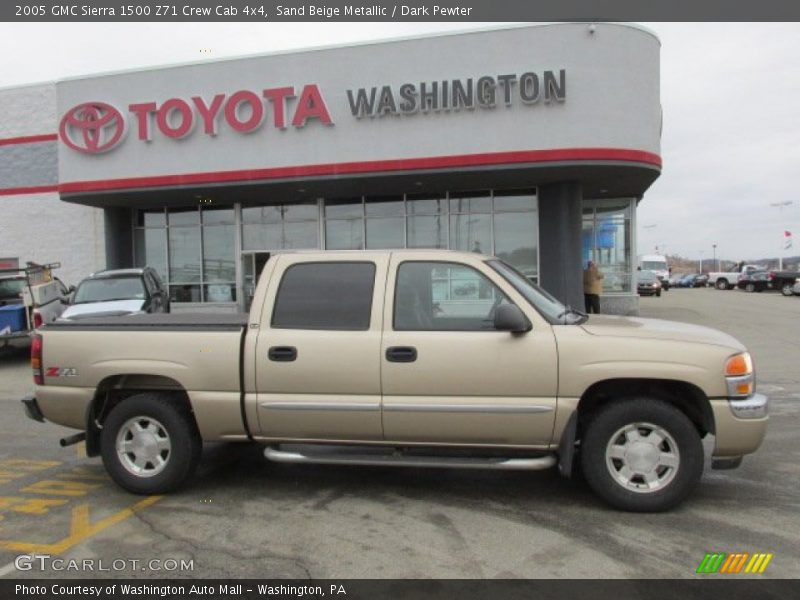 Sand Beige Metallic / Dark Pewter 2005 GMC Sierra 1500 Z71 Crew Cab 4x4