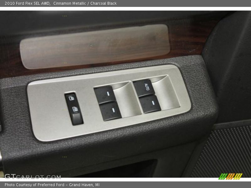 Cinnamon Metallic / Charcoal Black 2010 Ford Flex SEL AWD