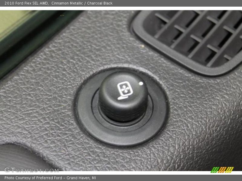 Cinnamon Metallic / Charcoal Black 2010 Ford Flex SEL AWD