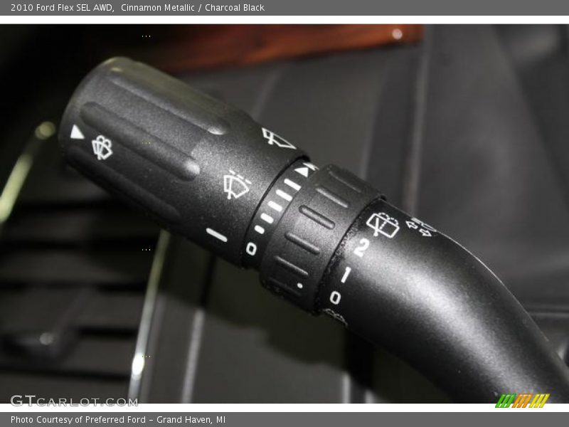 Cinnamon Metallic / Charcoal Black 2010 Ford Flex SEL AWD