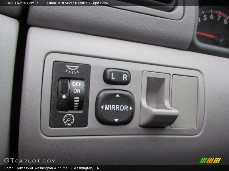 Lunar Mist Silver Metallic / Light Gray 2004 Toyota Corolla CE