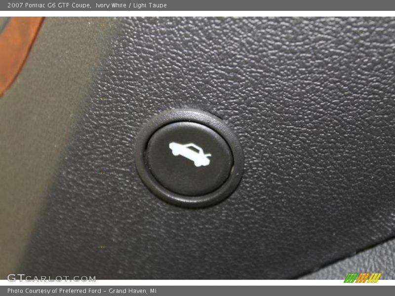 Ivory White / Light Taupe 2007 Pontiac G6 GTP Coupe
