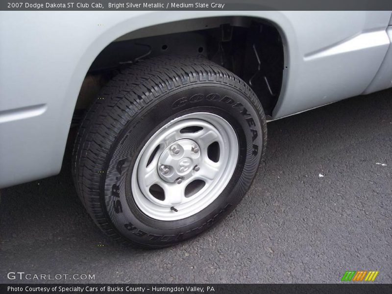 Bright Silver Metallic / Medium Slate Gray 2007 Dodge Dakota ST Club Cab