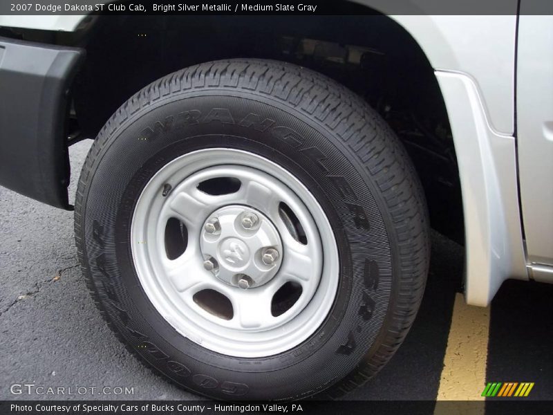 Bright Silver Metallic / Medium Slate Gray 2007 Dodge Dakota ST Club Cab