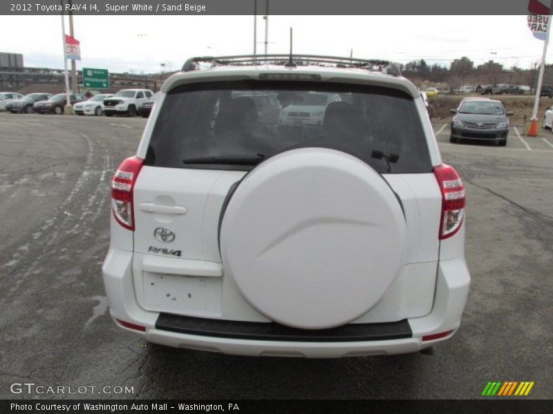 Super White / Sand Beige 2012 Toyota RAV4 I4