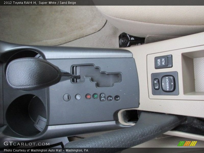 Super White / Sand Beige 2012 Toyota RAV4 I4
