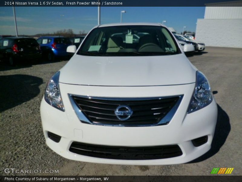 Fresh Powder White / Sandstone 2014 Nissan Versa 1.6 SV Sedan