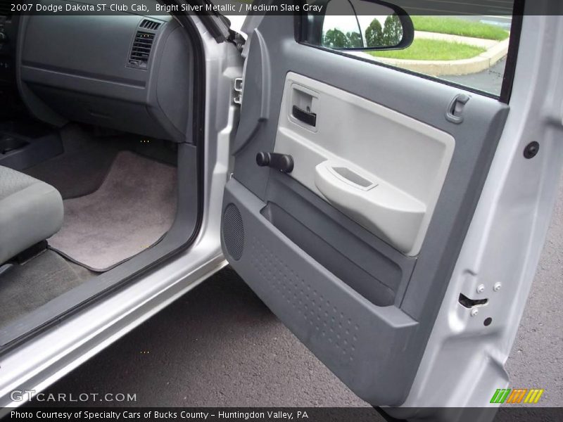 Bright Silver Metallic / Medium Slate Gray 2007 Dodge Dakota ST Club Cab