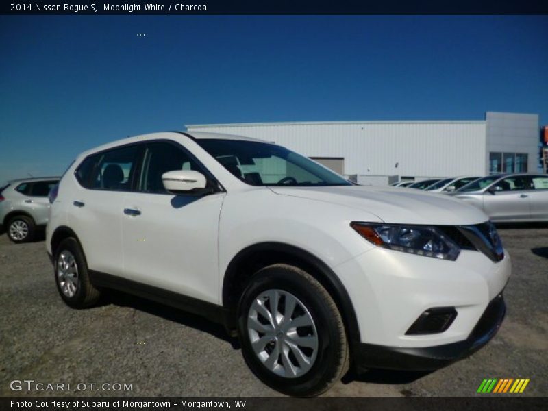 Moonlight White / Charcoal 2014 Nissan Rogue S