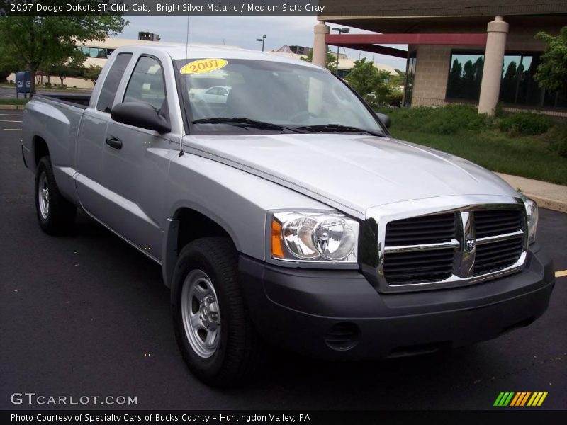 Bright Silver Metallic / Medium Slate Gray 2007 Dodge Dakota ST Club Cab