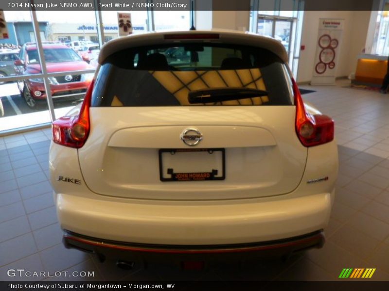 Pearl White / NISMO Cloth/Gray 2014 Nissan Juke NISMO AWD