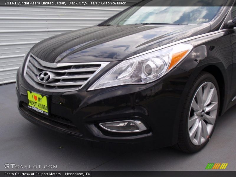 Black Onyx Pearl / Graphite Black 2014 Hyundai Azera Limited Sedan