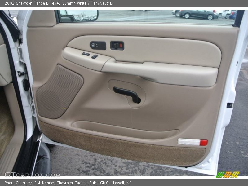 Door Panel of 2002 Tahoe LT 4x4