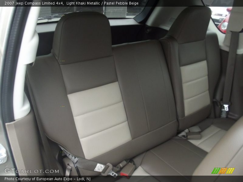 Light Khaki Metallic / Pastel Pebble Beige 2007 Jeep Compass Limited 4x4