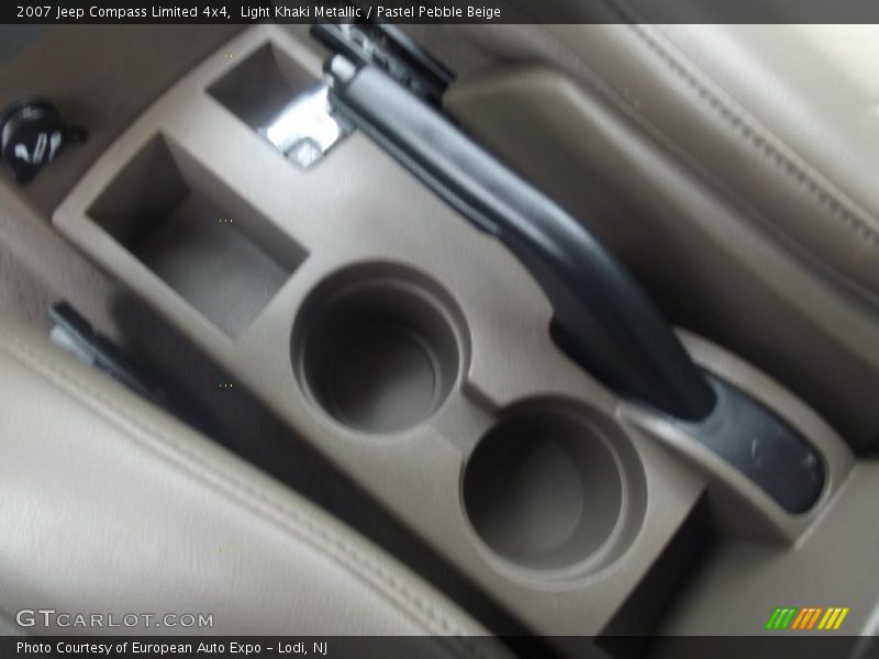 Light Khaki Metallic / Pastel Pebble Beige 2007 Jeep Compass Limited 4x4