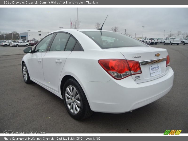 Summit White / Jet Black/Medium Titanium 2011 Chevrolet Cruze LS
