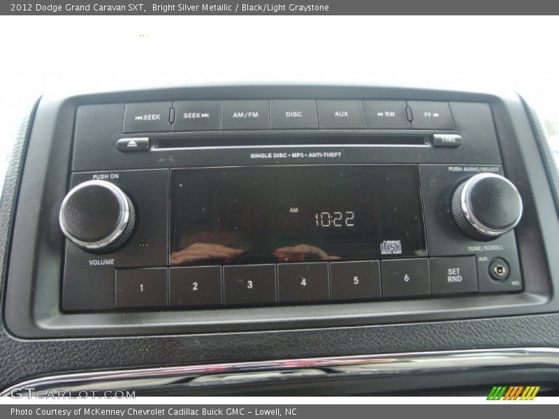 Bright Silver Metallic / Black/Light Graystone 2012 Dodge Grand Caravan SXT