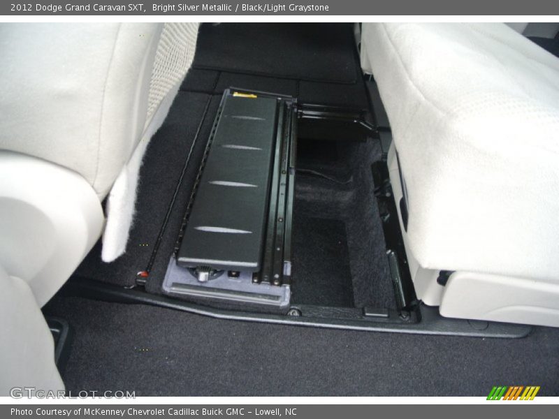 Bright Silver Metallic / Black/Light Graystone 2012 Dodge Grand Caravan SXT
