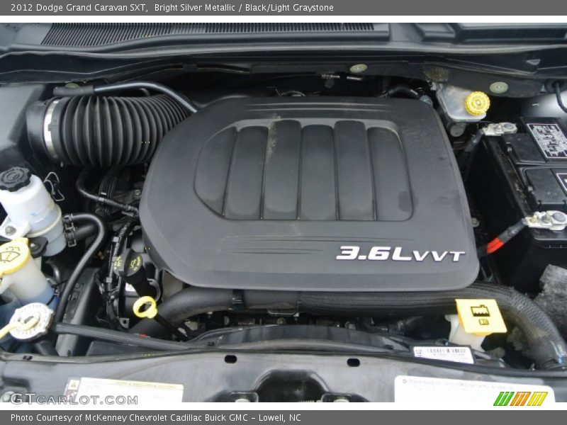 Bright Silver Metallic / Black/Light Graystone 2012 Dodge Grand Caravan SXT