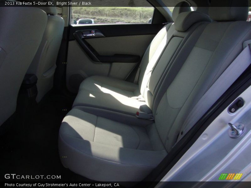 Bright Silver / Black 2013 Kia Forte 5-Door EX