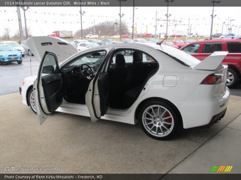 Wicked White / Black 2014 Mitsubishi Lancer Evolution GSR
