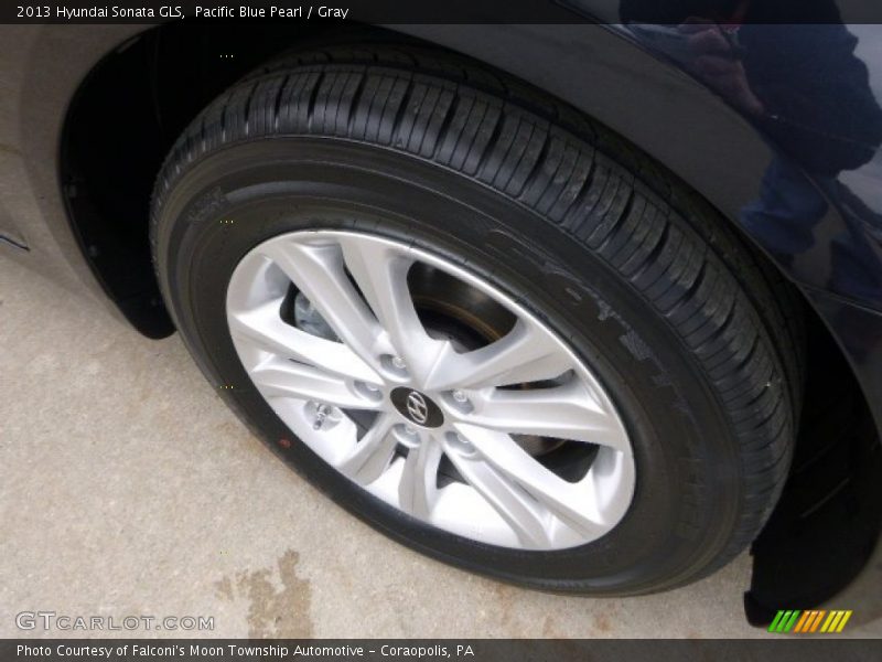 Pacific Blue Pearl / Gray 2013 Hyundai Sonata GLS