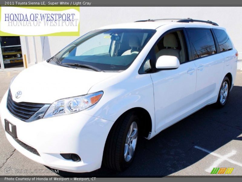 Super White / Light Gray 2011 Toyota Sienna LE
