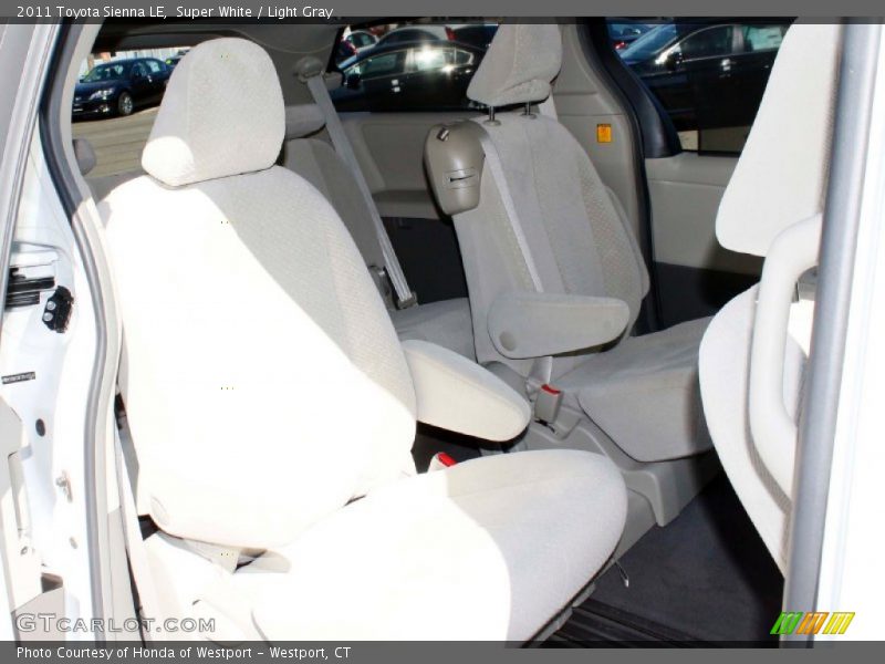 Super White / Light Gray 2011 Toyota Sienna LE