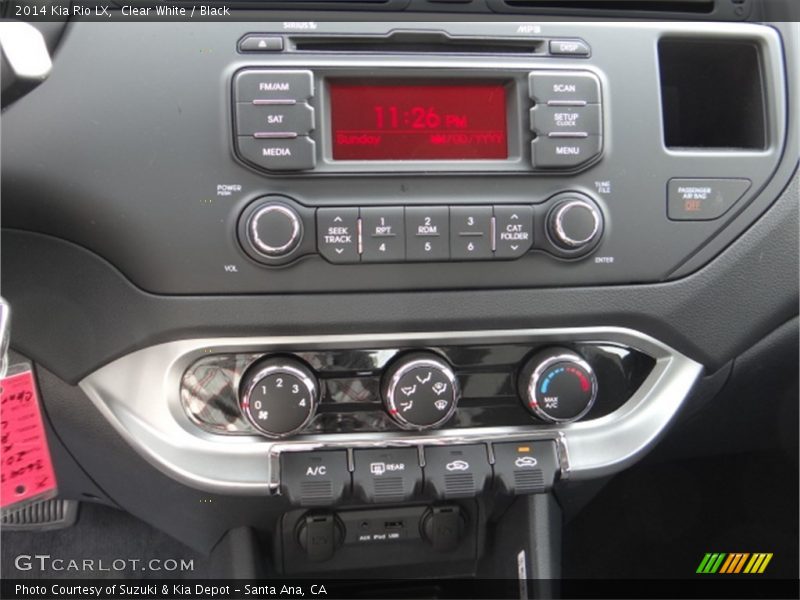 Clear White / Black 2014 Kia Rio LX
