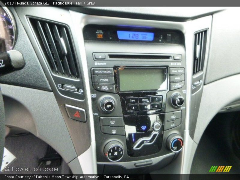 Pacific Blue Pearl / Gray 2013 Hyundai Sonata GLS