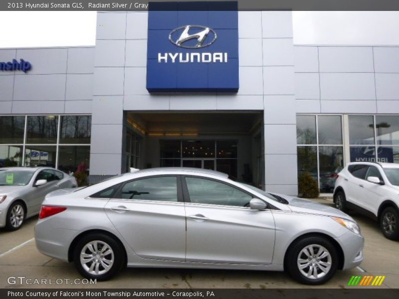 Radiant Silver / Gray 2013 Hyundai Sonata GLS