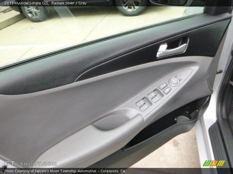 Radiant Silver / Gray 2013 Hyundai Sonata GLS