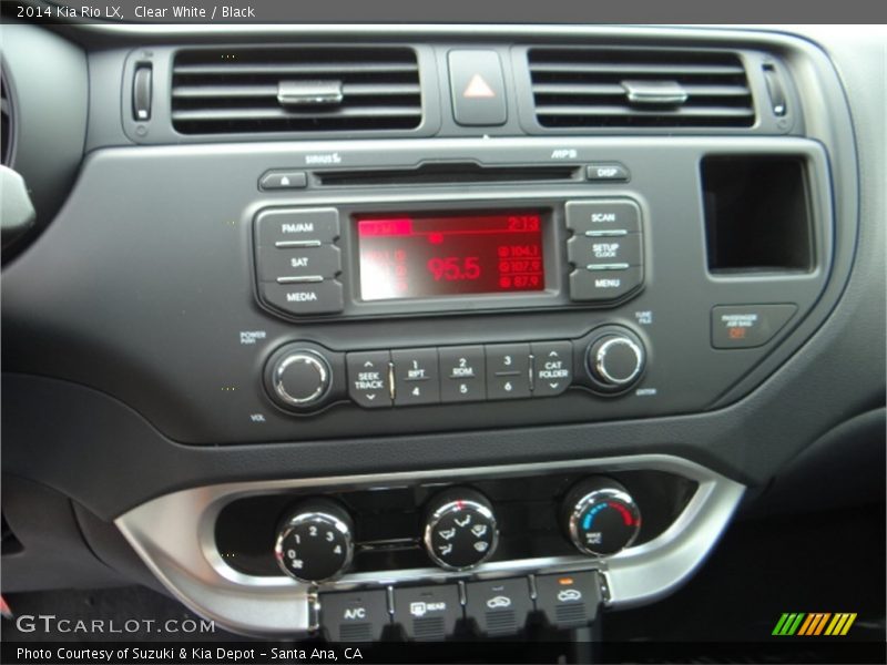 Clear White / Black 2014 Kia Rio LX