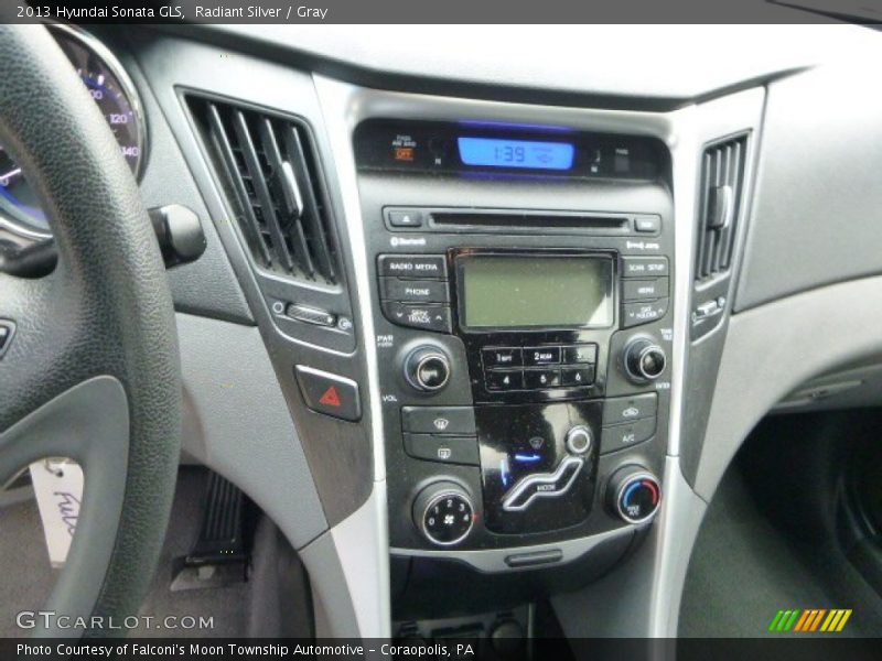 Radiant Silver / Gray 2013 Hyundai Sonata GLS